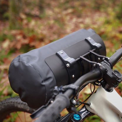 Minsane FullyLoaded Front Handlebar Bag Befestigungs-Mechanismus